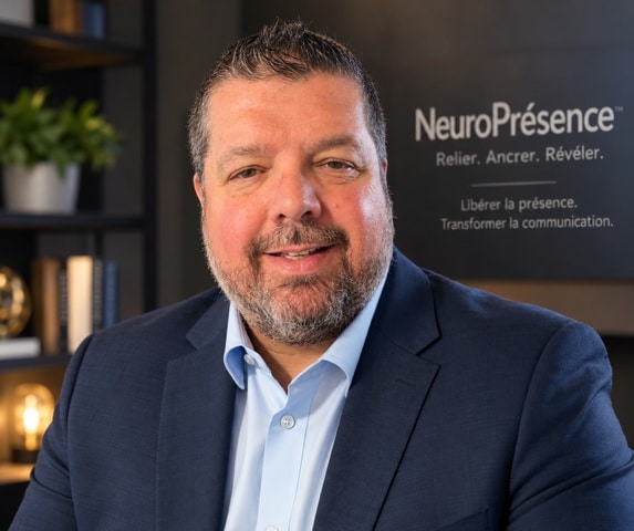 Stéphan Roy, formateur en communication et fondateur de l’approche NeuroPrésence™